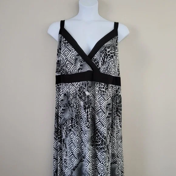 Vintage JBS Ltd. Size 24W Black & White Surplice V-Neck Self-Tie Maxi Dress NWT - Picture 6 of 6